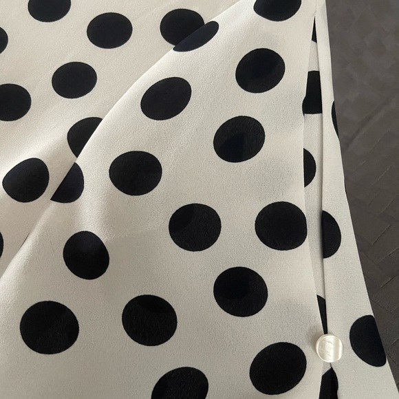 Van Heusen White casual blouse in good condition with black dots size M - Picture 3 of 4